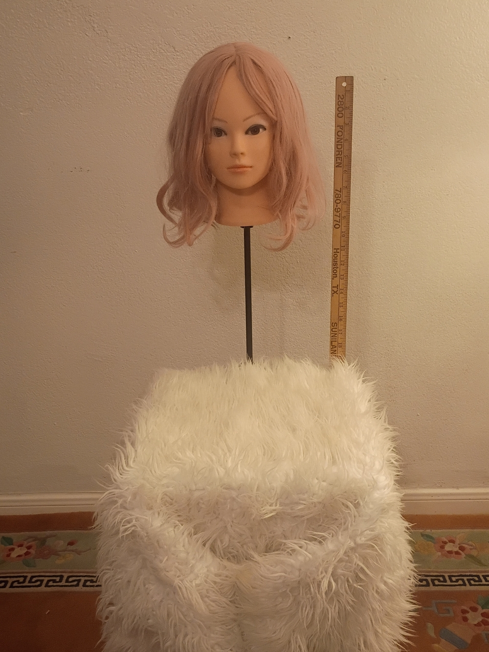 Women's Short Wavy Pink Wig - Unbranded